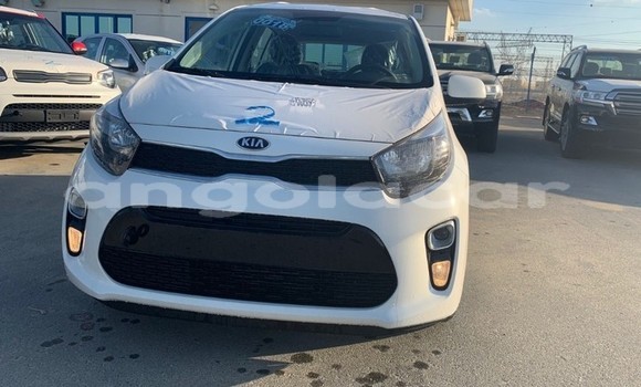 Comprar Usado Kia Picanto Outro Carro em Luanda em Luanda Province