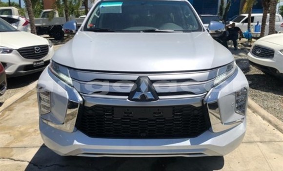 Acheter Occasion Voiture Mitsubishi Outlander Blanc à Luanda, Province de Luanda Acheter Occasion Voiture Mitsubishi Outlander Blanc à Luanda, Province de Luanda