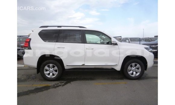 Comprar Importar Toyota Prado Branco Carro em Import - Dubai em Bengo Province Comprar Importar Toyota Prado Branco Carro em Import - Dubai em Bengo Province