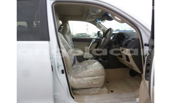 Comprar Importar Toyota Prado Branco Carro em Import - Dubai em Bengo Province Comprar Importar Toyota Prado Branco Carro em Import - Dubai em Bengo Province