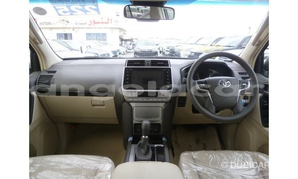 Comprar Importar Toyota Prado Branco Carro em Import - Dubai em Bengo Province Comprar Importar Toyota Prado Branco Carro em Import - Dubai em Bengo Province