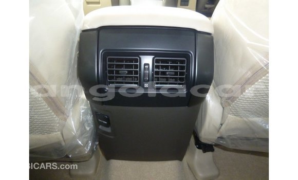 Comprar Importar Toyota Prado Branco Carro em Import - Dubai em Bengo Province Comprar Importar Toyota Prado Branco Carro em Import - Dubai em Bengo Province