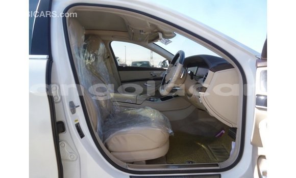 Comprar Importar Mercedes-Benz 190 Branco Carro em Import - Dubai em Bengo Province Comprar Importar Mercedes-Benz 190 Branco Carro em Import - Dubai em Bengo Province