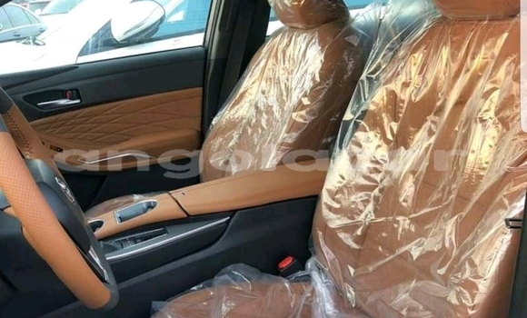 Buy Used Toyota Avalon Black Car in Luanda in Luanda Province Buy Used Toyota Avalon Black Car in Luanda in Luanda Province