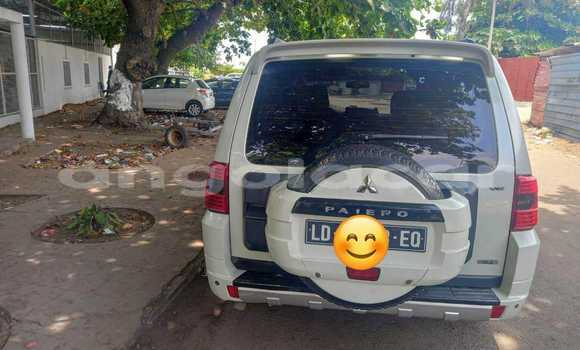 Acheter Occasion Voiture Mitsubishi Pajero Blanc à Luanda, Province de Luanda Acheter Occasion Voiture Mitsubishi Pajero Blanc à Luanda, Province de Luanda
