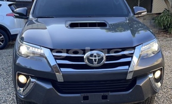 Comprar Usado Toyota Fortuner Preto Carro em Luanda em Luanda Province Comprar Usado Toyota Fortuner Preto Carro em Luanda em Luanda Province