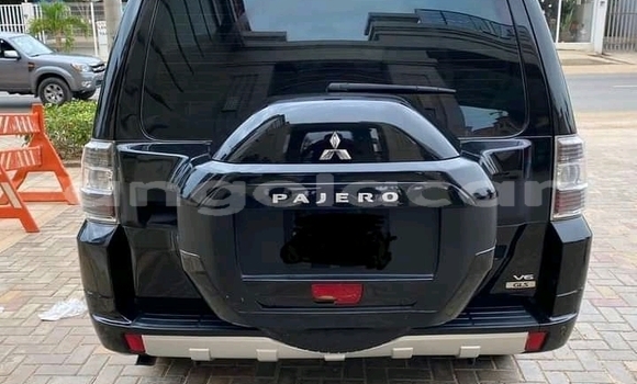 Buy Used Mitsubishi Pajero Black Car in Luanda in Luanda Province Buy Used Mitsubishi Pajero Black Car in Luanda in Luanda Province