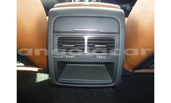 Comprar Importar Volkswagen Touareg Marrom Carro em Import - Dubai em Bengo Province Comprar Importar Volkswagen Touareg Marrom Carro em Import - Dubai em Bengo Province