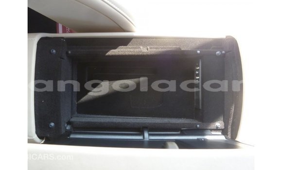 Acheter Import Voiture Mercedes-Benz 190 Bleu à Import - Dubai, Province de Bengo Acheter Import Voiture Mercedes-Benz 190 Bleu à Import - Dubai, Province de Bengo