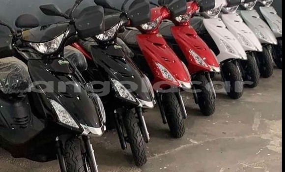 Comprar Usado Bajaj Qute Preto Carro em Luanda em Luanda Province Comprar Usado Bajaj Qute Preto Carro em Luanda em Luanda Province