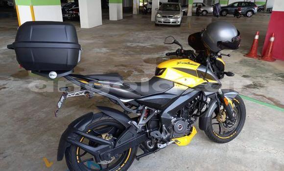 Comprar Usado Bajaj Qute Outro Carro em Lobito em Benguela Comprar Usado Bajaj Qute Outro Carro em Lobito em Benguela