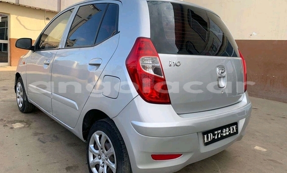 Buy Used Hyundai i10 Silver Car in Luanda in Luanda Province Buy Used Hyundai i10 Silver Car in Luanda in Luanda Province
