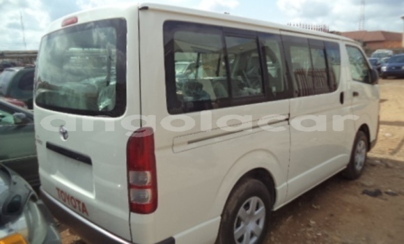 Acheter Occasion Voiture Toyota Hiace Blanc à Luanda, Province de Luanda Acheter Occasion Voiture Toyota Hiace Blanc à Luanda, Province de Luanda