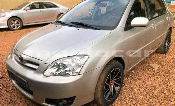 Comprar Usado Toyota Corolla Outro Carro em Luena em Moxico