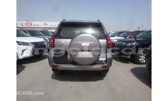 Comprar Importar Toyota Prado Outro Carro em Import - Dubai em Bengo Province Comprar Importar Toyota Prado Outro Carro em Import - Dubai em Bengo Province