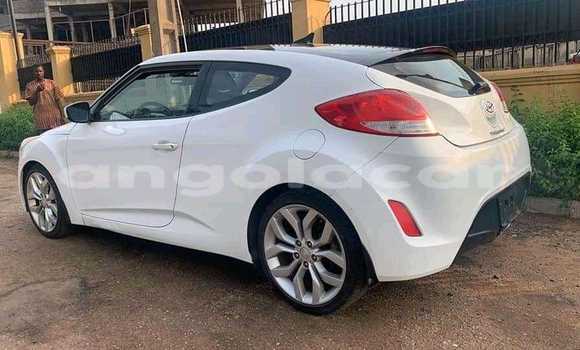 Acheter Occasion Voiture Hyundai Veloster Blanc à Luena, Moxico Acheter Occasion Voiture Hyundai Veloster Blanc à Luena, Moxico