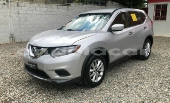 Comprar Usado Nissan Rogue Prata Carro em Luanda em Luanda Province