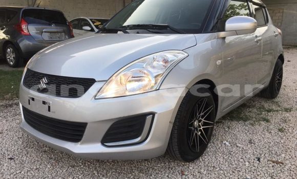 Comprar Usado Suzuki Swift Outro Carro em Luena em Moxico