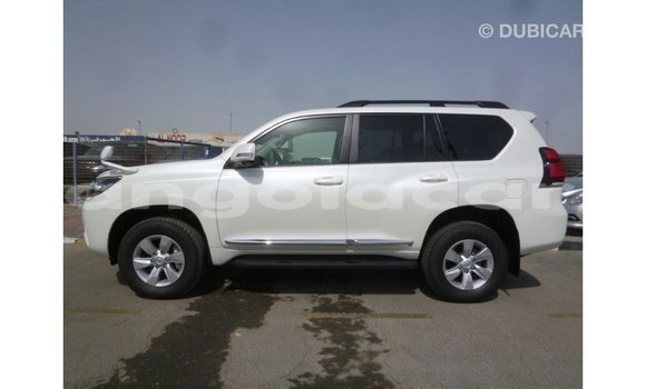 Acheter Import Voiture Toyota Prado Blanc à Import - Dubai, Province de Bengo Acheter Import Voiture Toyota Prado Blanc à Import - Dubai, Province de Bengo