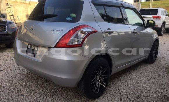 Acheter Occasion Voiture Suzuki Swift Gris à Luena, Moxico Acheter Occasion Voiture Suzuki Swift Gris à Luena, Moxico