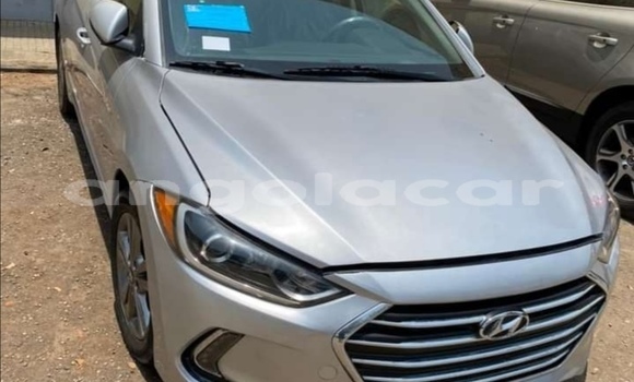 Acheter Occasion Voiture Hyundai Elantra Gris à Luena, Moxico