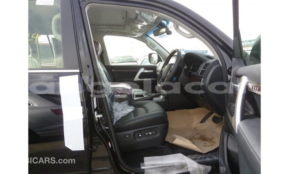 Comprar Importar Toyota Land Cruiser Preto Carro em Import - Dubai em Bengo Province Comprar Importar Toyota Land Cruiser Preto Carro em Import - Dubai em Bengo Province