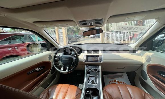 Comprar Usado Range Rover Range Rover Preto Carro em Luena em Moxico Comprar Usado Range Rover Range Rover Preto Carro em Luena em Moxico