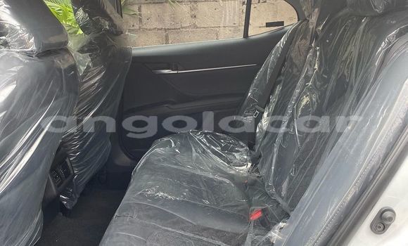 Buy Used Toyota Camry White Car in Luena in Moxico Buy Used Toyota Camry White Car in Luena in Moxico