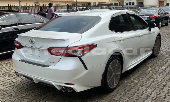 Buy Used Toyota Camry White Car in Luena in Moxico Buy Used Toyota Camry White Car in Luena in Moxico