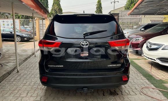 Comprar Usado Toyota Highlander Outro Carro em Luena em Moxico Comprar Usado Toyota Highlander Outro Carro em Luena em Moxico