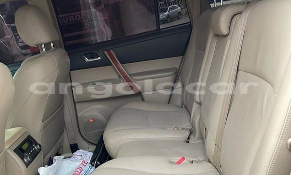 Buy Used Toyota Highlander Brown Car in Luena in Moxico Buy Used Toyota Highlander Brown Car in Luena in Moxico