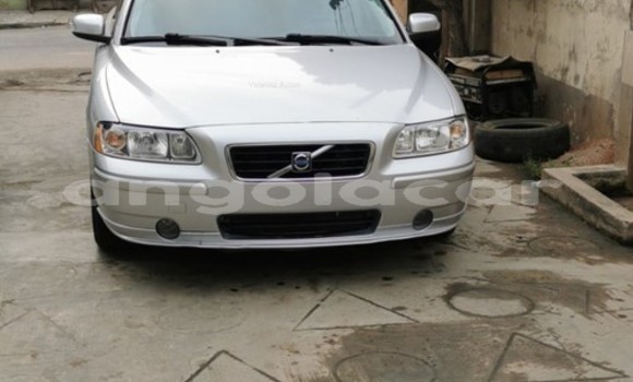 Comprar Usado Volvo S60 Outro Carro em Luanda em Luanda Province Comprar Usado Volvo S60 Outro Carro em Luanda em Luanda Province