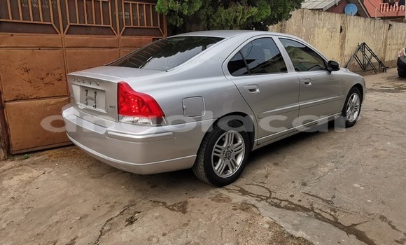 Comprar Usado Volvo S60 Outro Carro em Luanda em Luanda Province Comprar Usado Volvo S60 Outro Carro em Luanda em Luanda Province