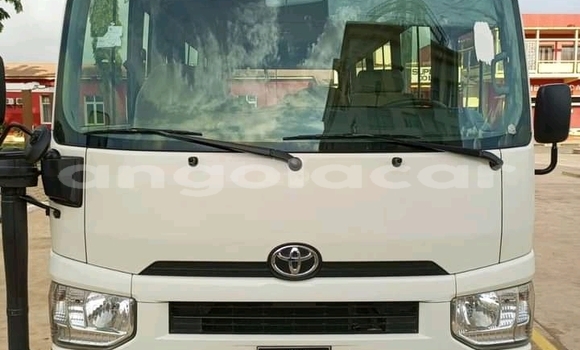 Comprar Usado Toyota Coaster Outro Carro em Luanda em Luanda Province