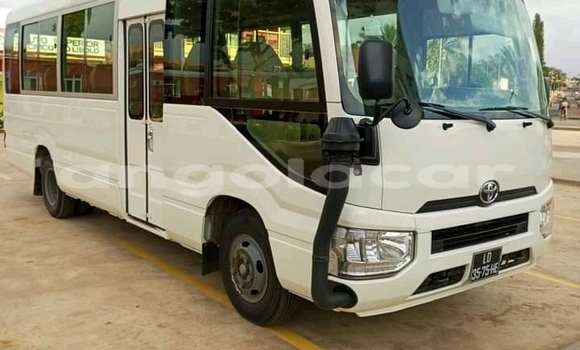 Comprar Usado Toyota Coaster Outro Carro em Luanda em Luanda Province Comprar Usado Toyota Coaster Outro Carro em Luanda em Luanda Province