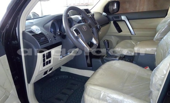 Acheter Occasion Voiture Toyota Land Cruiser Noir à Luanda, Province de Luanda Acheter Occasion Voiture Toyota Land Cruiser Noir à Luanda, Province de Luanda