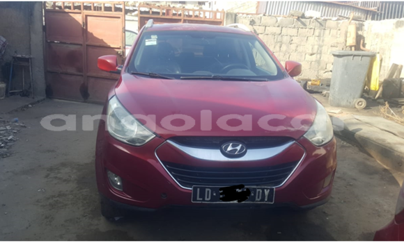 Comprar Usado Hyundai ix35 Vermelho Carro em Luanda em Luanda Province Comprar Usado Hyundai ix35 Vermelho Carro em Luanda em Luanda Province