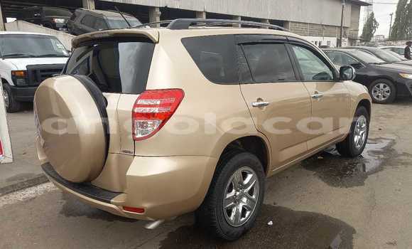Comprar Usado Toyota RAV4 Outro Carro em Luanda em Luanda Province Comprar Usado Toyota RAV4 Outro Carro em Luanda em Luanda Province