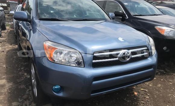 Acheter Occasion Voiture Toyota RAV4 Bleu à Luanda, Province de Luanda Acheter Occasion Voiture Toyota RAV4 Bleu à Luanda, Province de Luanda