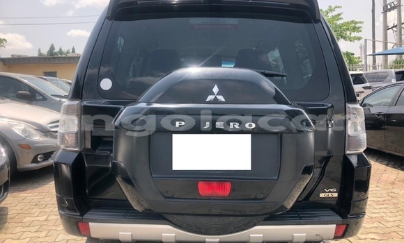 Comprar Usado Mitsubishi Pajero Preto Carro em Luanda em Luanda Province Comprar Usado Mitsubishi Pajero Preto Carro em Luanda em Luanda Province