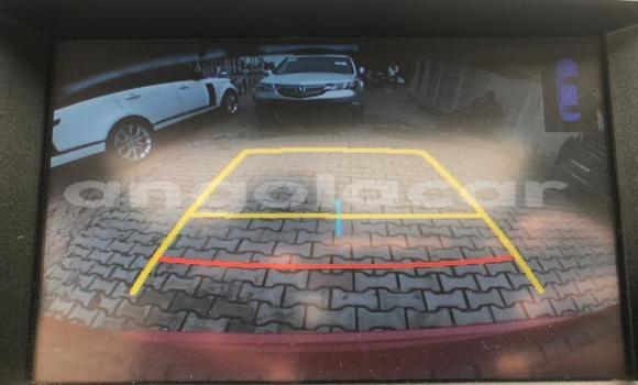 Comprar Usado Toyota RAV4 Vermelho Carro em Luanda em Luanda Province Comprar Usado Toyota RAV4 Vermelho Carro em Luanda em Luanda Province