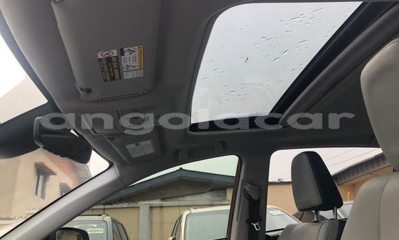 Comprar Usado Toyota RAV4 Vermelho Carro em Luanda em Luanda Province Comprar Usado Toyota RAV4 Vermelho Carro em Luanda em Luanda Province