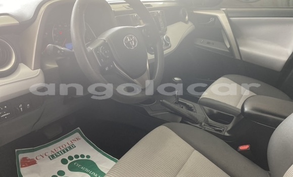 Comprar Usado Toyota RAV4 Preto Carro em Luanda em Luanda Province Comprar Usado Toyota RAV4 Preto Carro em Luanda em Luanda Province