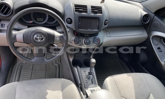 Acheter Occasion Voiture Toyota RAV4 Rouge à Luanda, Province de Luanda Acheter Occasion Voiture Toyota RAV4 Rouge à Luanda, Province de Luanda