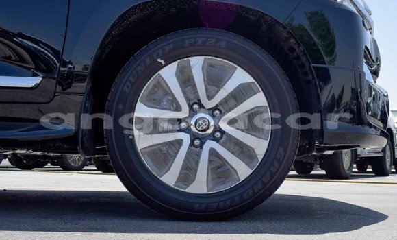 Comprar Novo Toyota Land Cruiser Preto Carro em Soyo em Zaire Comprar Novo Toyota Land Cruiser Preto Carro em Soyo em Zaire