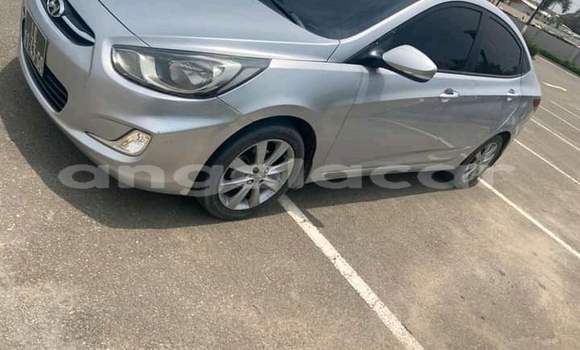 Buy Used Hyundai Accent Other Car in Luanda in Luanda Province Buy Used Hyundai Accent Other Car in Luanda in Luanda Province