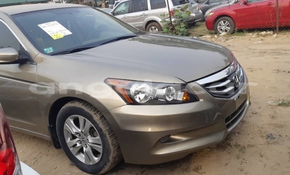 Buy Used Honda Accord Silver Car in Luanda in Luanda Province Buy Used Honda Accord Silver Car in Luanda in Luanda Province