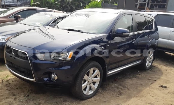 Acheter Occasion Voiture Mitsubishi Outlander Bleu à Luanda, Province de Luanda Acheter Occasion Voiture Mitsubishi Outlander Bleu à Luanda, Province de Luanda