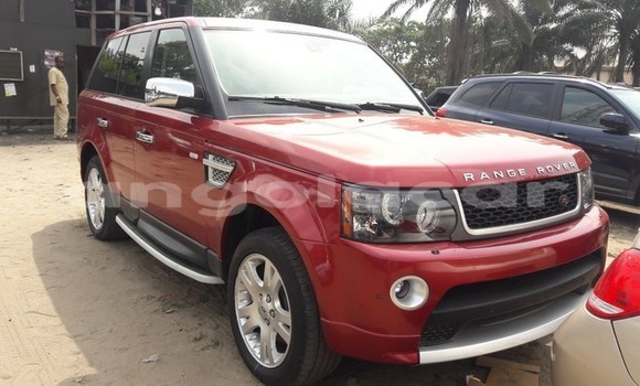 Acheter Occasion Voiture Land Rover Range Rover Sport Rouge à Luanda, Province de Luanda Acheter Occasion Voiture Land Rover Range Rover Sport Rouge à Luanda, Province de Luanda