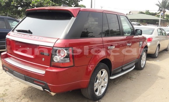 Acheter Occasion Voiture Land Rover Range Rover Sport Rouge à Luanda, Province de Luanda Acheter Occasion Voiture Land Rover Range Rover Sport Rouge à Luanda, Province de Luanda